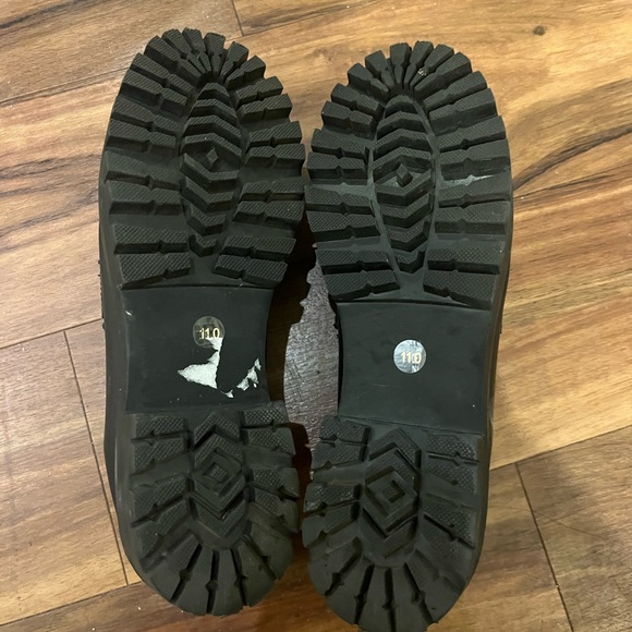 Black Steve Madden clogs - Picture 3 of 3